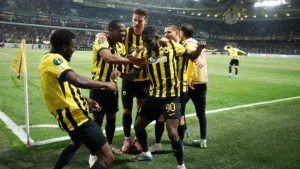 ΑΕΚ – Ράγιο Βαγεκάνο 3-1: Την «πάτησε», αλλά την… πάτησε